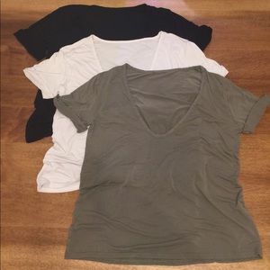 Relaxed fit tees T-shirts (black, white, olive)